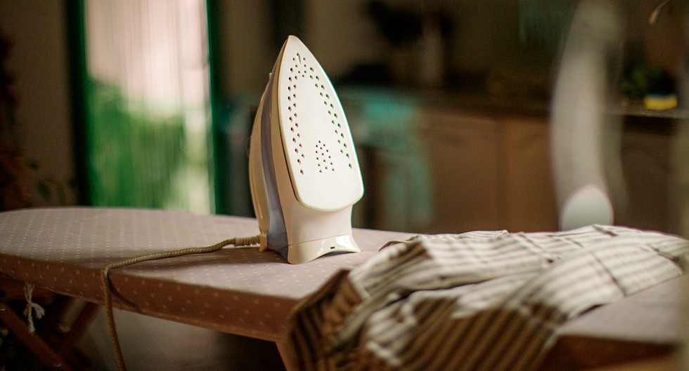 Empty the Steam Iron Before Putting It Away