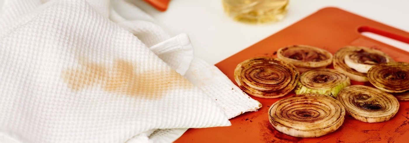 Oil-Stain Care for Cotton Clothing: A Simple Sequence for Cooking-Oil Stains