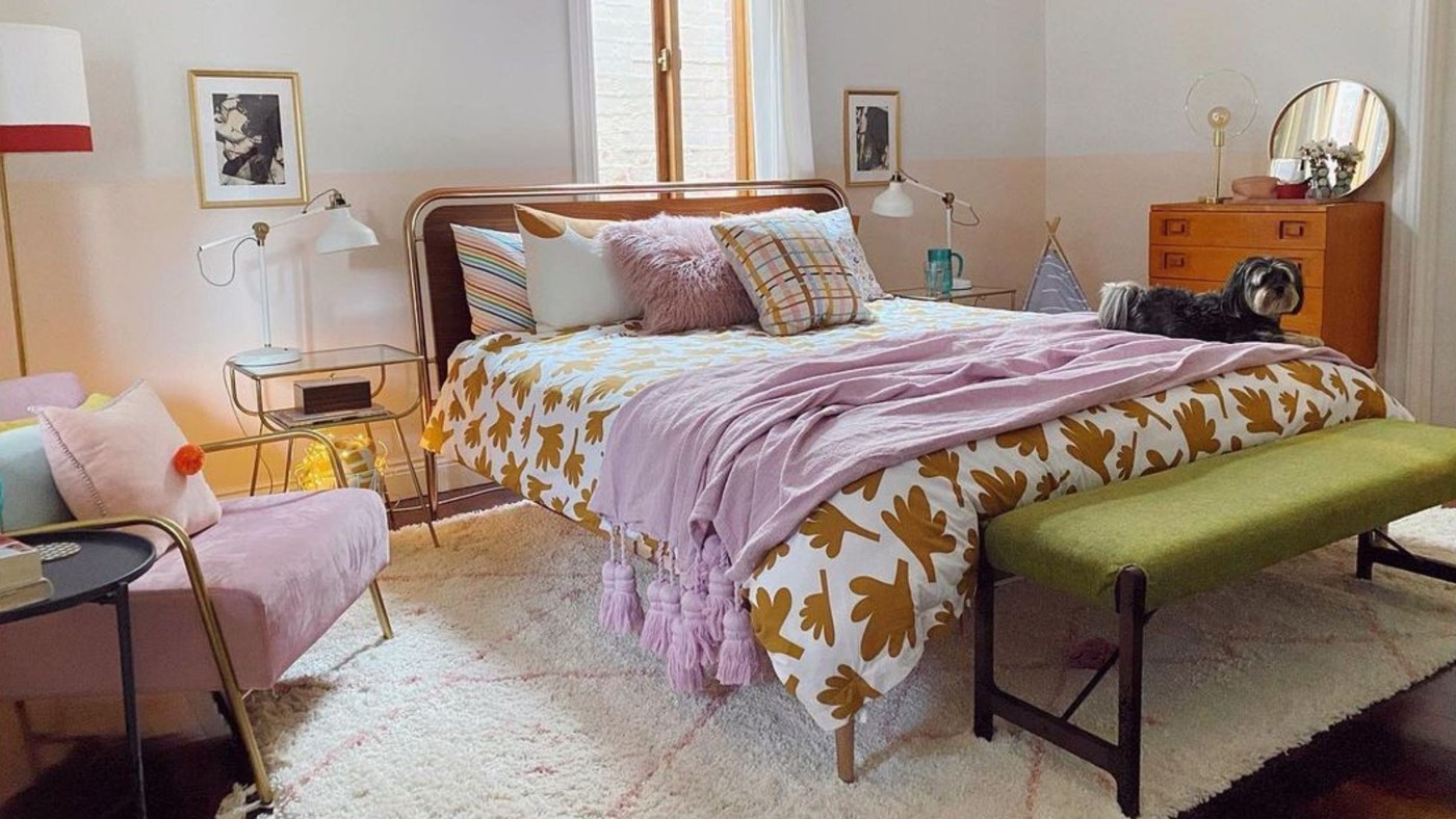 Rotate a Studio Wardrobe Instead of Overloading Daily Storage